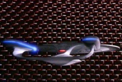 USS Enterprise und Q's Kraftfeld