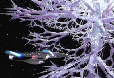 USS Enterprise und Kristallin-Wesen