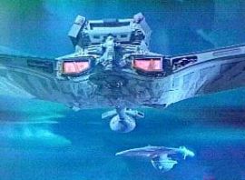 Excelsior und klingonischer Kreuzer